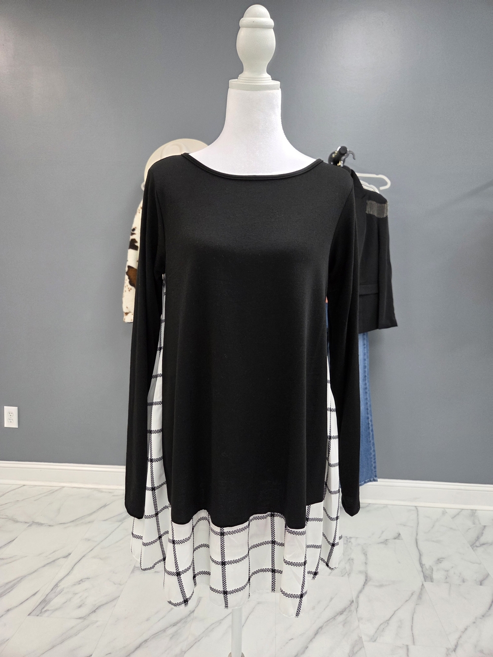 Women's Black Long Sleeve Top With Black And White Detailed Bottom And Sides
